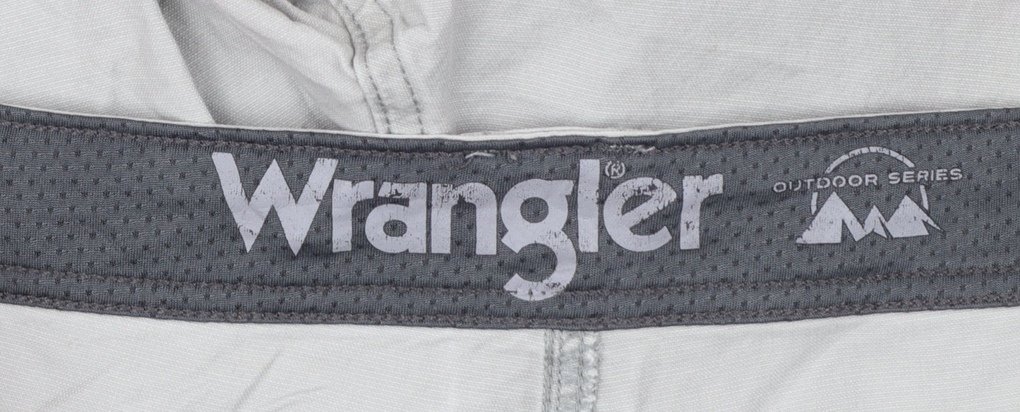 Wrangler Men's Grey Outdoor Cargo Shorts Size 40 Cotton Blend