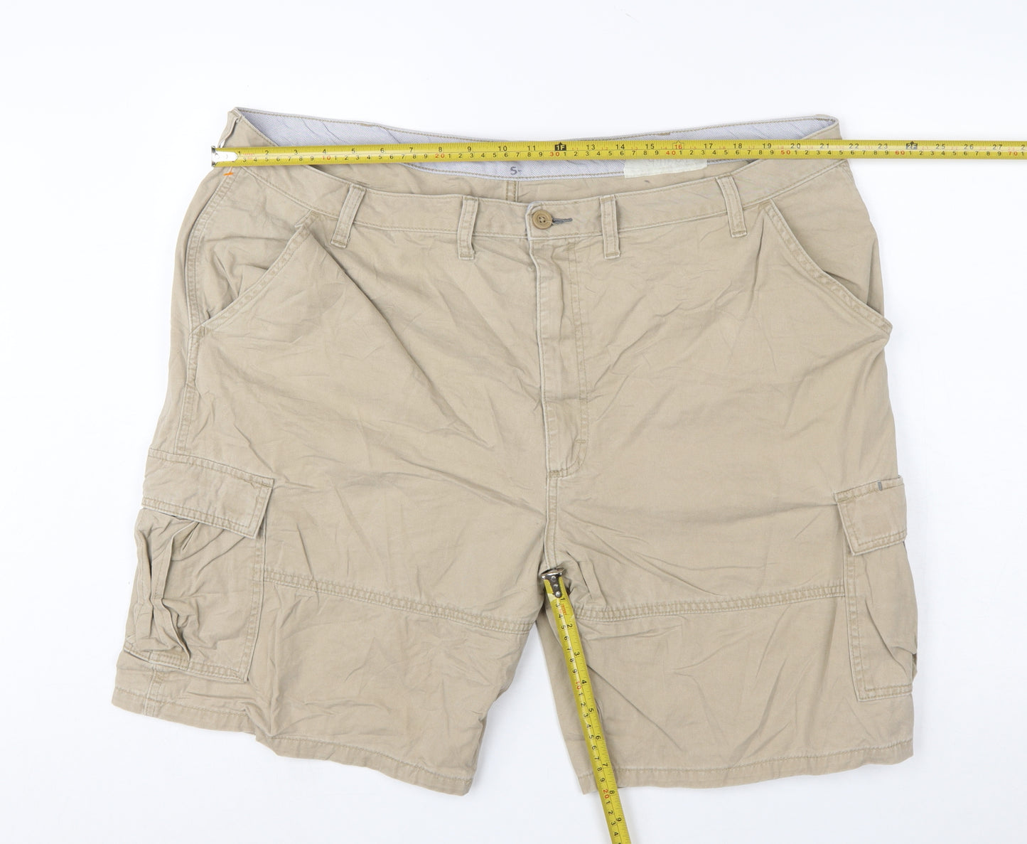 Wrangler Men Beige Cargo Shorts Size 44 Regular Cotton Canvas