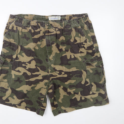 Boulder Creek Men’s Green Camouflage 2XL Cargo Shorts