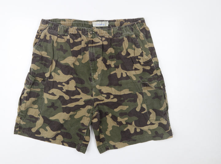 Boulder Creek Men’s Green Camouflage 2XL Cargo Shorts