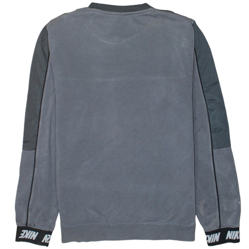 Nike Men's Grey Crew Neck Sweatshirt Small Logo Print Cotton Blend