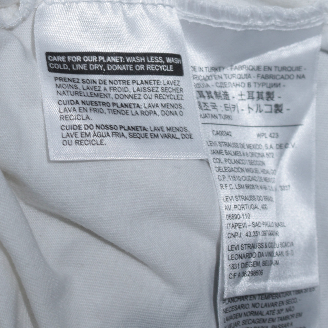 Levi’s Men’s White Logo Short Sleeve Crew Neck Cotton T-Shirt M