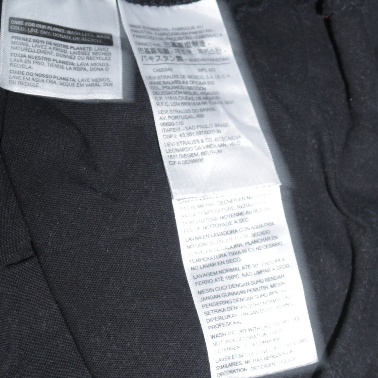 Levi's Men Black XL Graphic Logo Embroidered Cotton T-Shirt