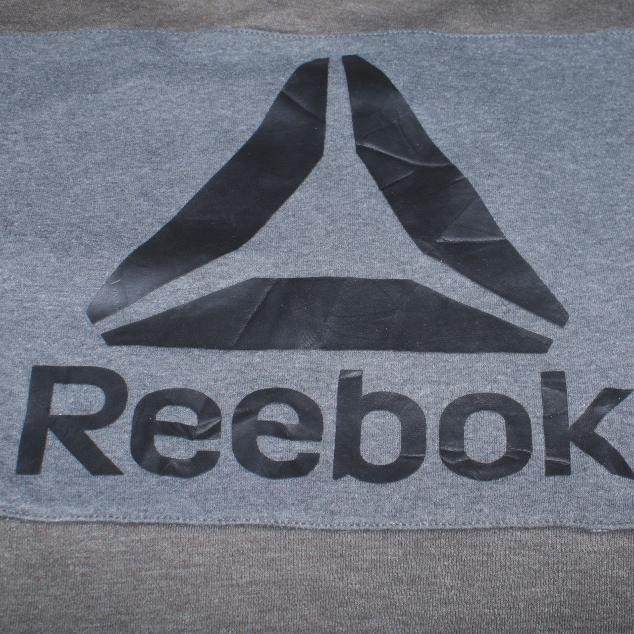 Reebok Men's Grey Pullover Hoodie S Logo Sports Fleece