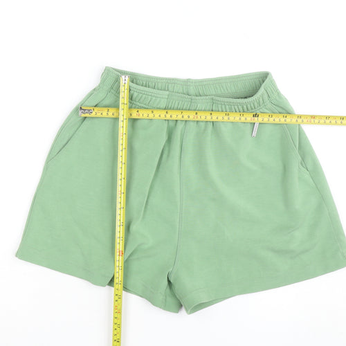 Powercut Women Green M Athletic Jersey Shorts
