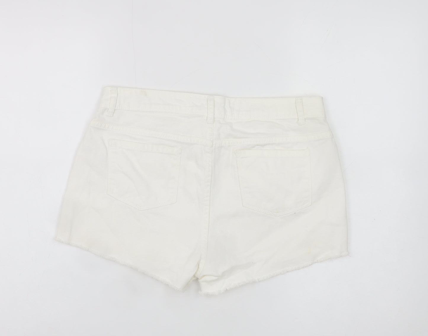 Denim Co. Women's White Size 10 Cut-Off Cotton Shorts