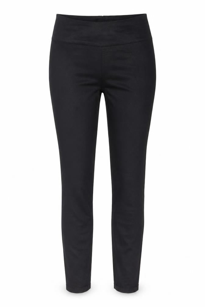 Front view of Pieces Women Black High Rise Stretch Jegging Jeans, size S