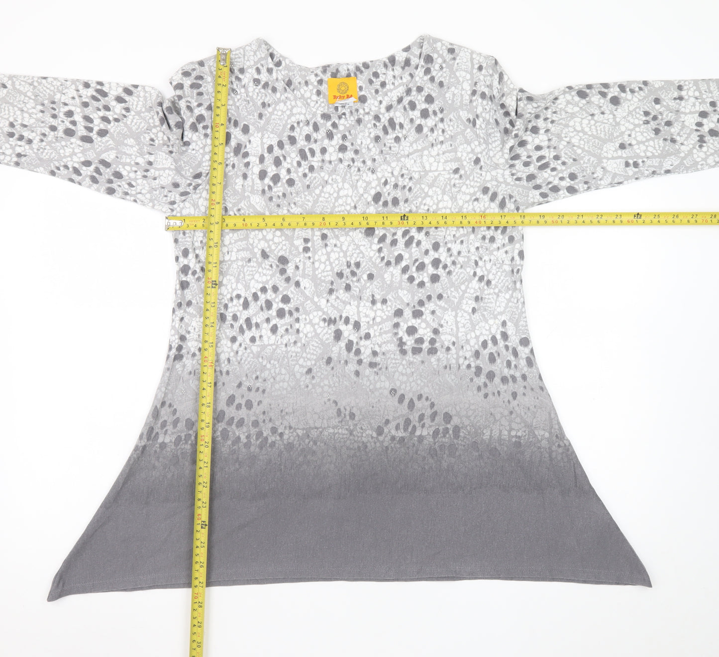 Ruby Rd. Women’s Grey Tunic Blouse Small 3/4 Sleeve Animal Print