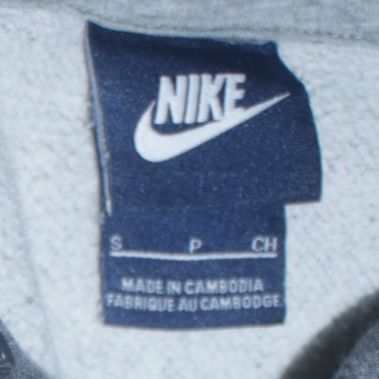 Nike Womens Grey Pullover Hoodie Small Logo Hooded Sweatshirt