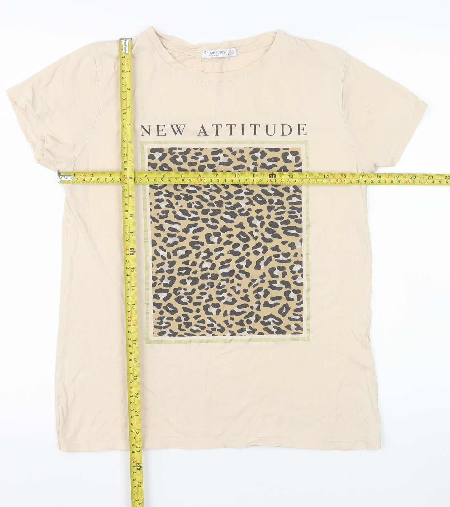 Stradivarius Women's Beige Leopard Print T-Shirt Size S