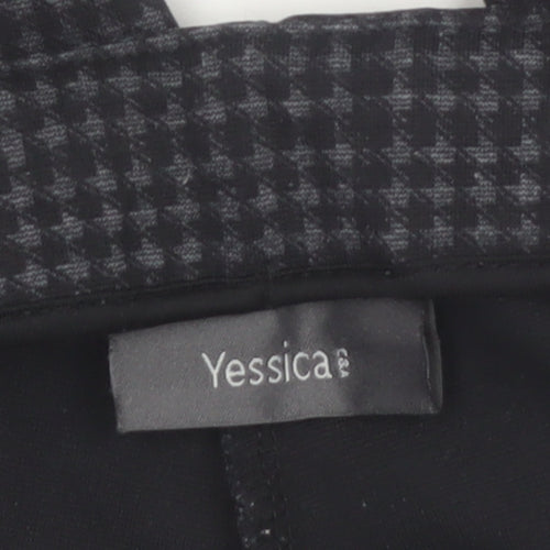 Yessica Women’s Black Check Slim Fit Cropped Trousers Size 12