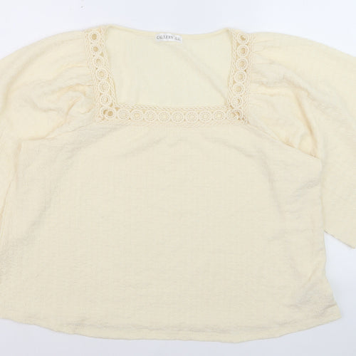 Gallery Women Ivory Bohemian Crochet Neck Blouse XL