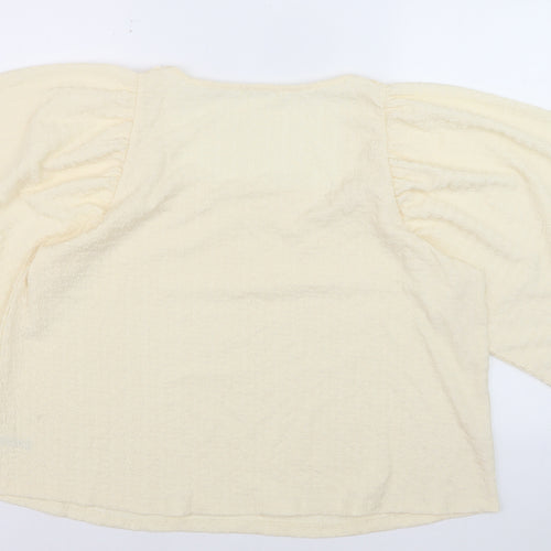 Gallery Women Ivory Bohemian Crochet Neck Blouse XL