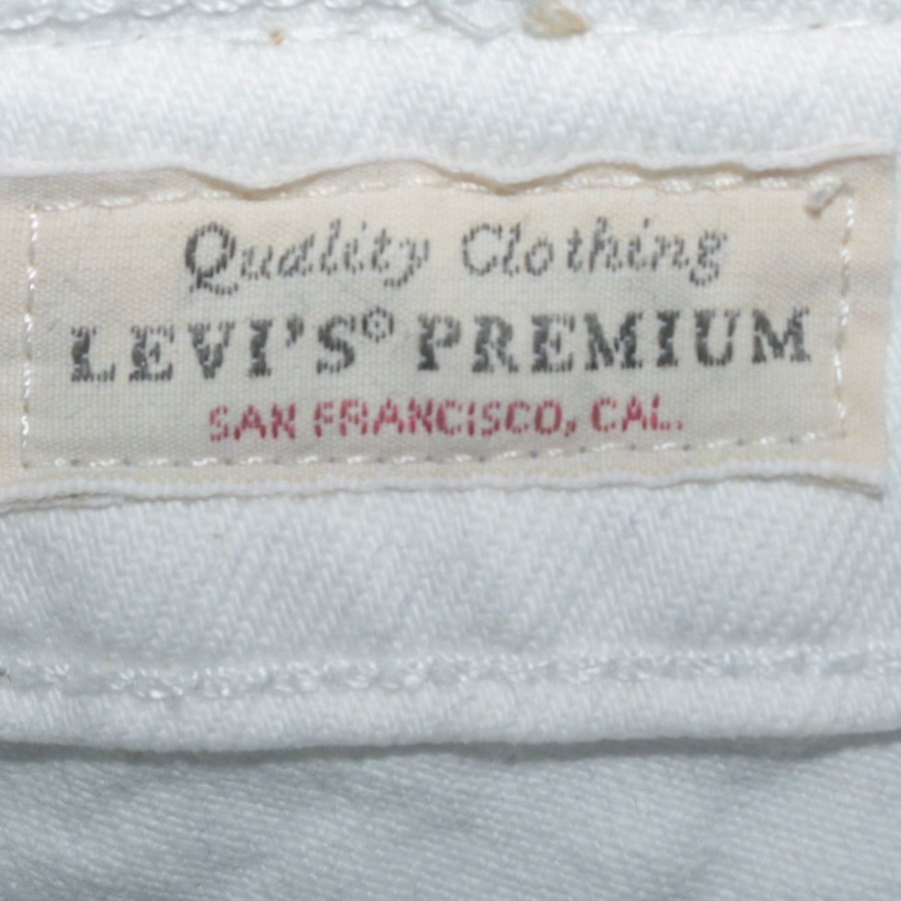 Levi's Premium Men's White 26 Low Loose Straight Denim Jeans