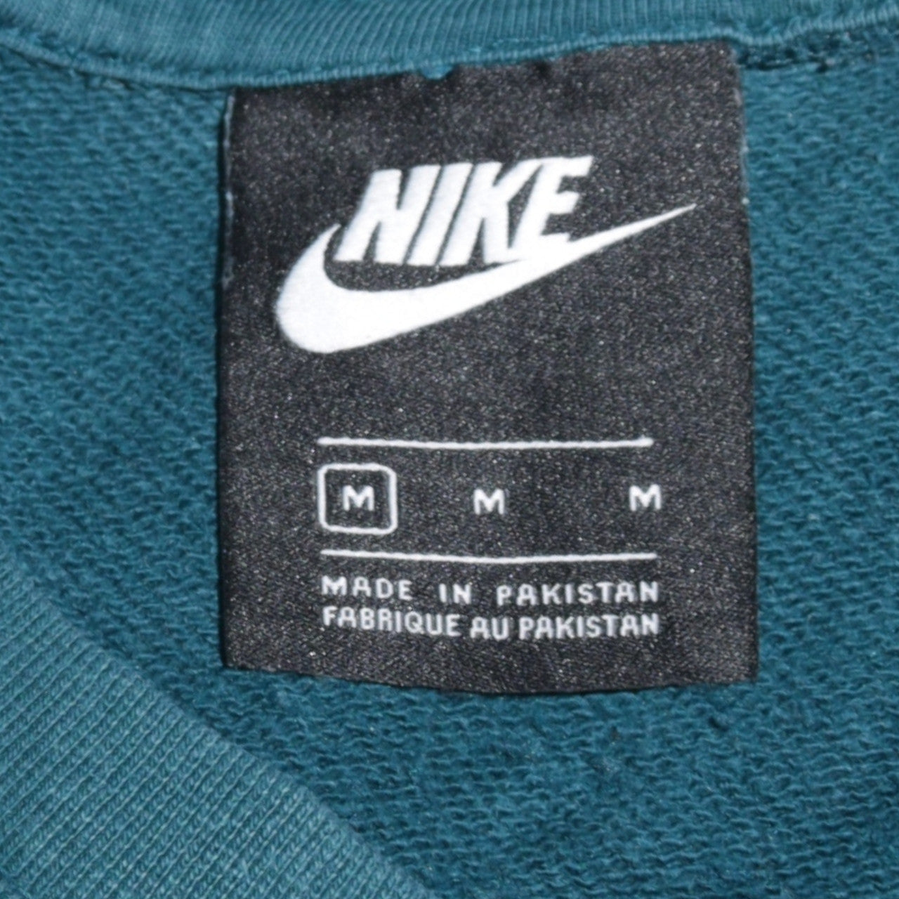 Nike Men's Blue Embroidered Logo Crew Neck Pullover Sweatshirt M