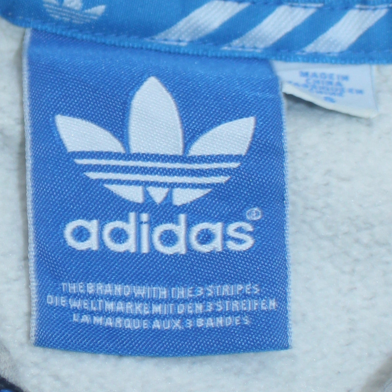 adidas Men's Grey Pullover Hoodie Medium Graphic Sportswear