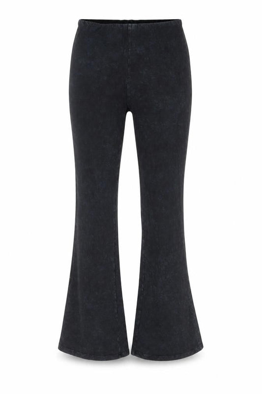 Reclaimed Vintage Women's Black Flared Leggings Size 10