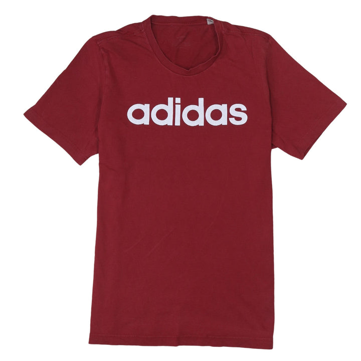 adidas Men's Red Medium Crew Neck Sports Logo T-Shirt