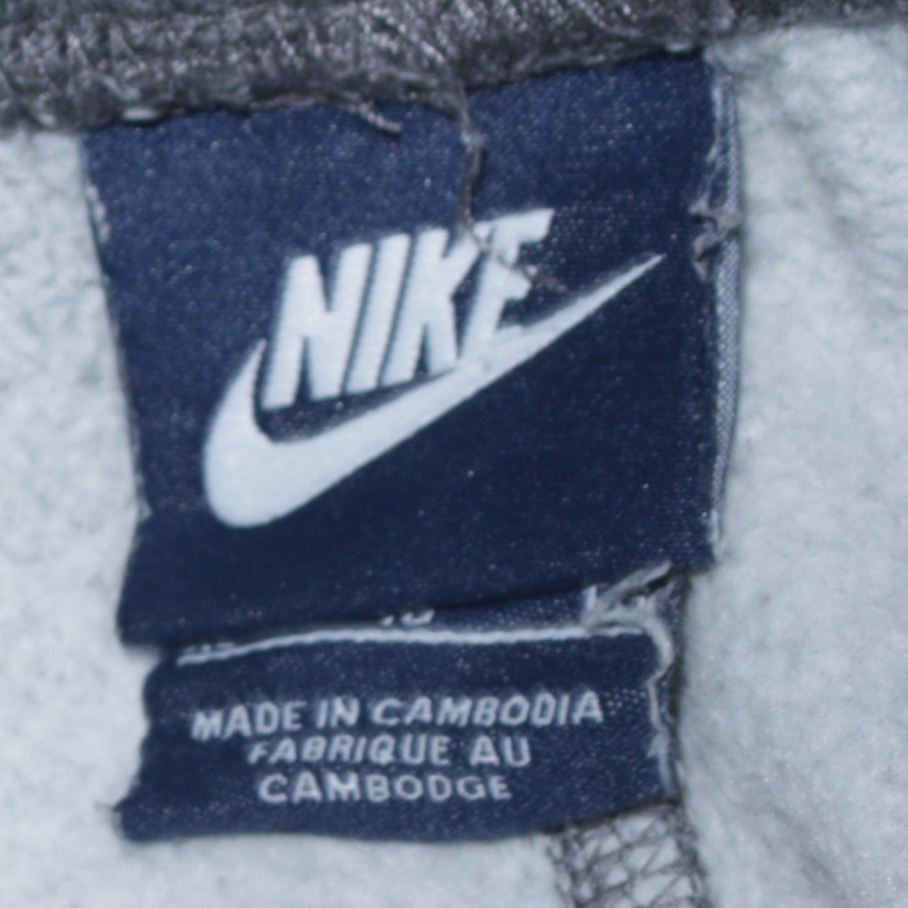 Nike Men Grey Regular Fit Fleece Sweatpants M