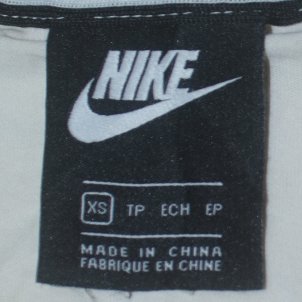 Nike Women's Ivory Air Logo Cotton Basic T-Shirt XS