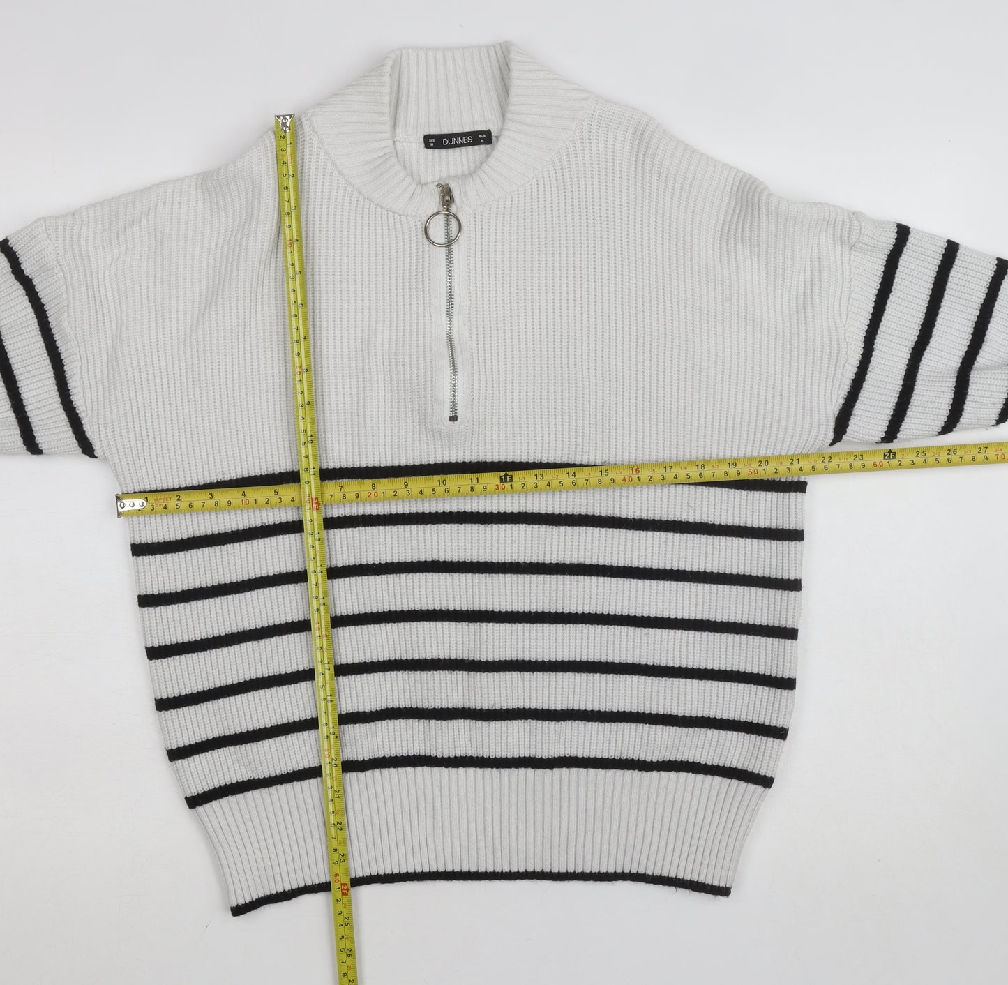 Dunnes Women’s White Striped Mock Neck Half Zip Jumper Size 12