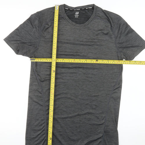 H&M Men Grey Short Sleeve Training T-Shirt Size S Slim Fit