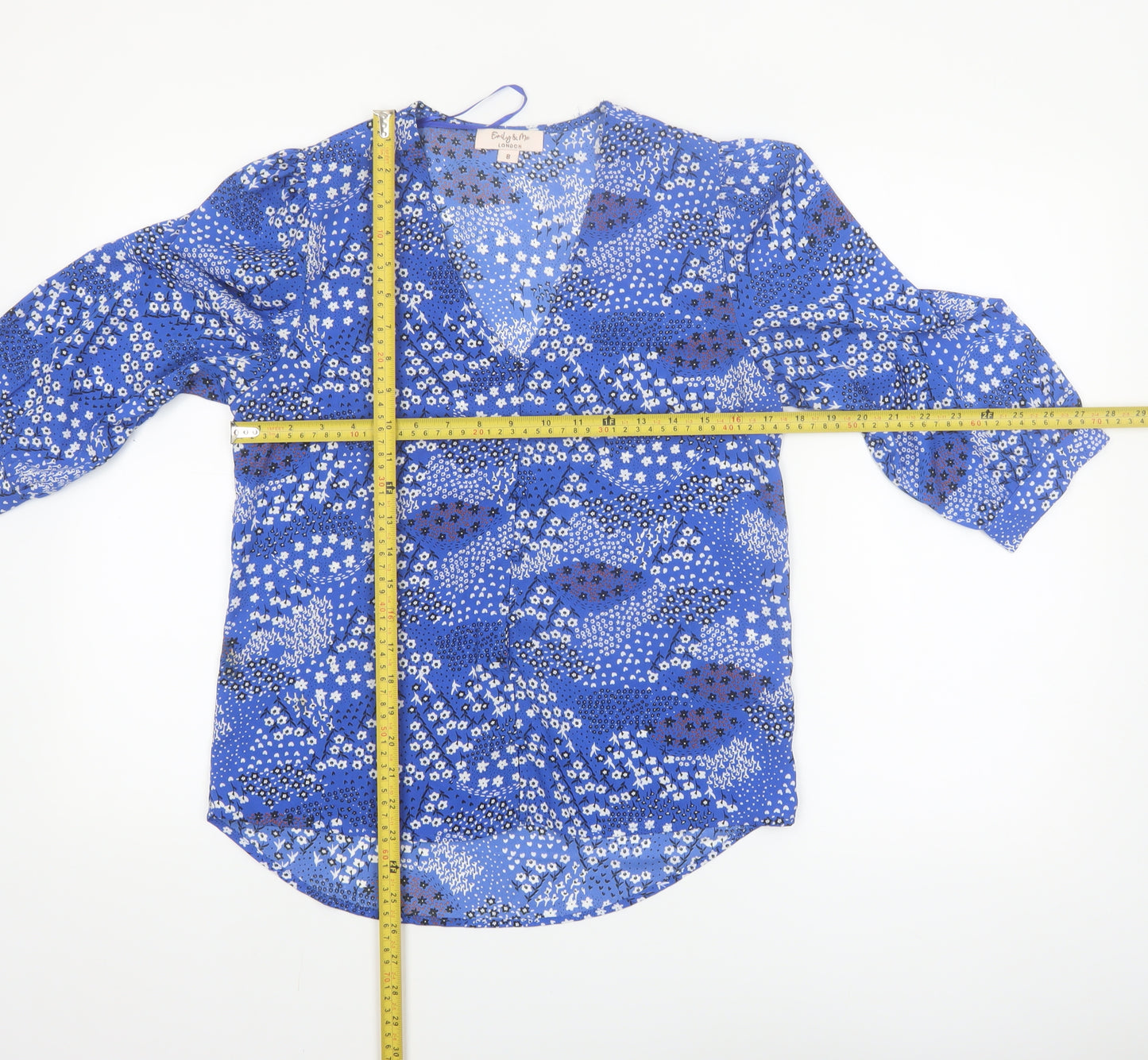Emily & Me Women Blue Floral Wrap Blouse Size 8