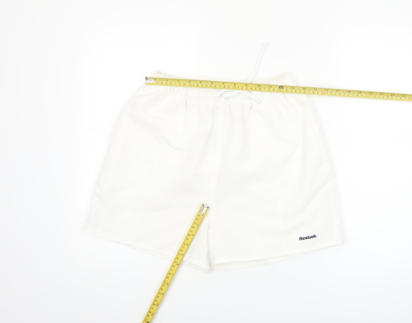 Reebok Women White Size 12 Bermuda Sports Shorts