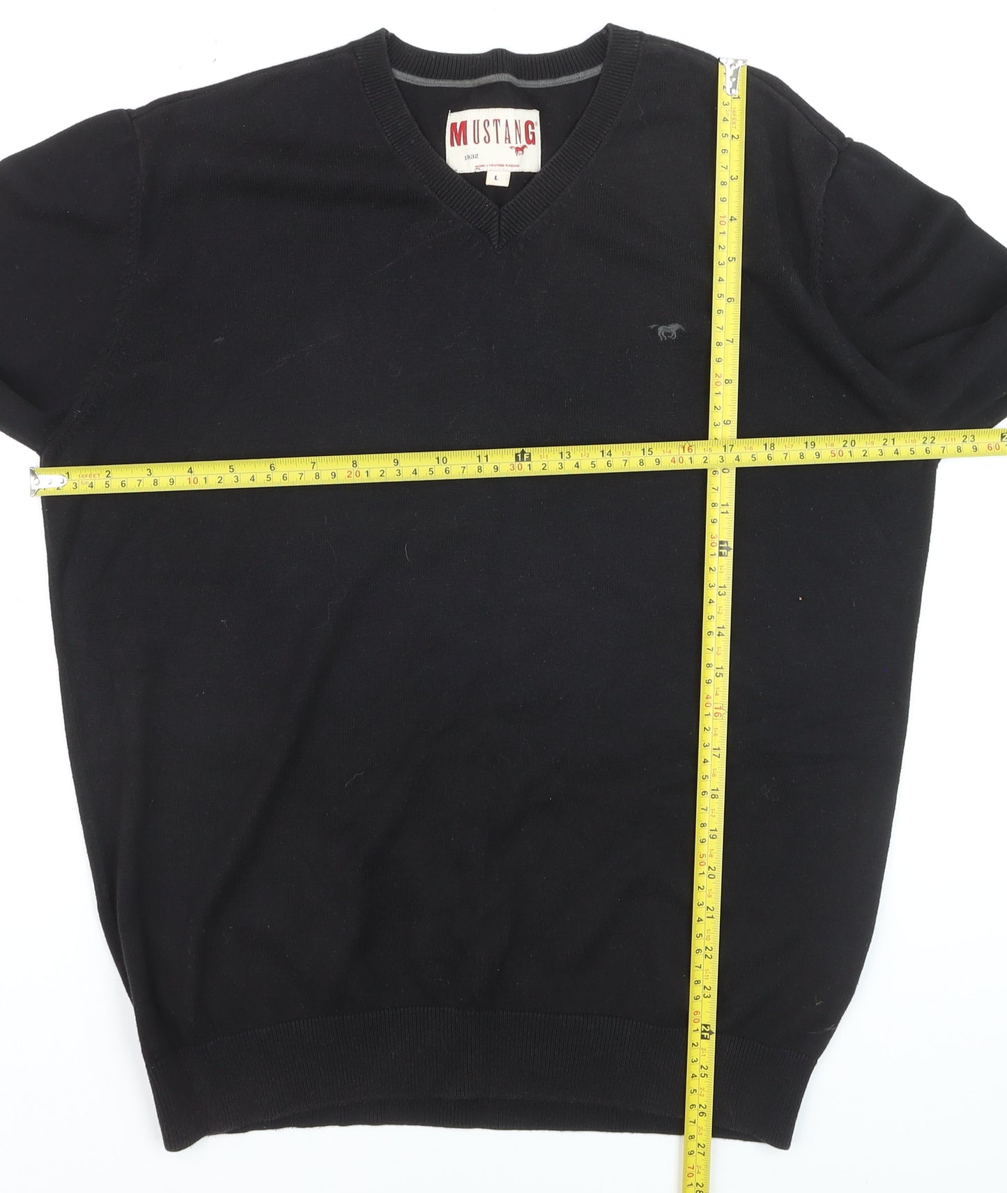 Mustang Men's Black V-Neck Cotton Pullover Jumper Size L