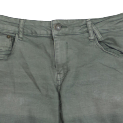 America Today Women’s Green Cut-Off Denim Shorts Size M