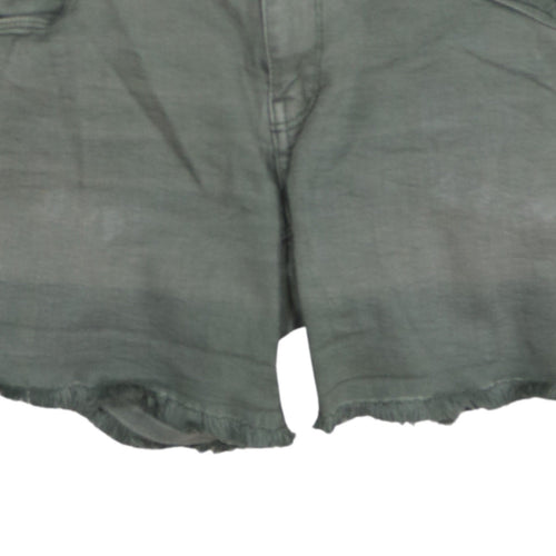 America Today Women’s Green Cut-Off Denim Shorts Size M