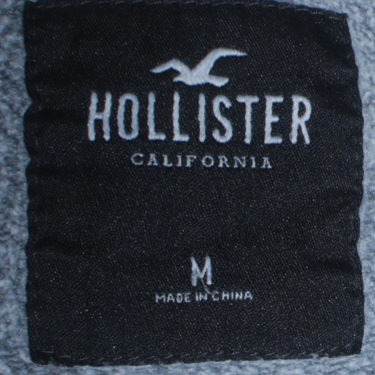 Hollister Men's Grey Pullover Sweatshirt M Regular Fit Logo Crew Neck