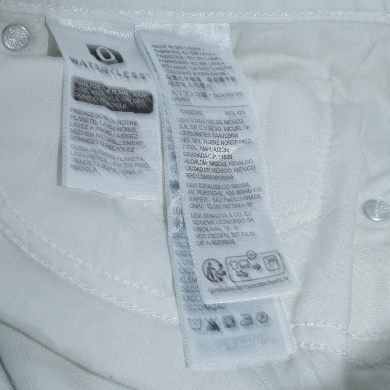 Levi's Women's White Classic Straight Jeans Size 12