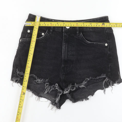 Zara Women’s Black High Rise Cut-Off Denim Shorts Size 8