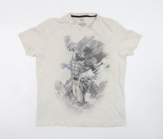 DC Batman Beige Graphic Print Men's L Crew Neck T-Shirt