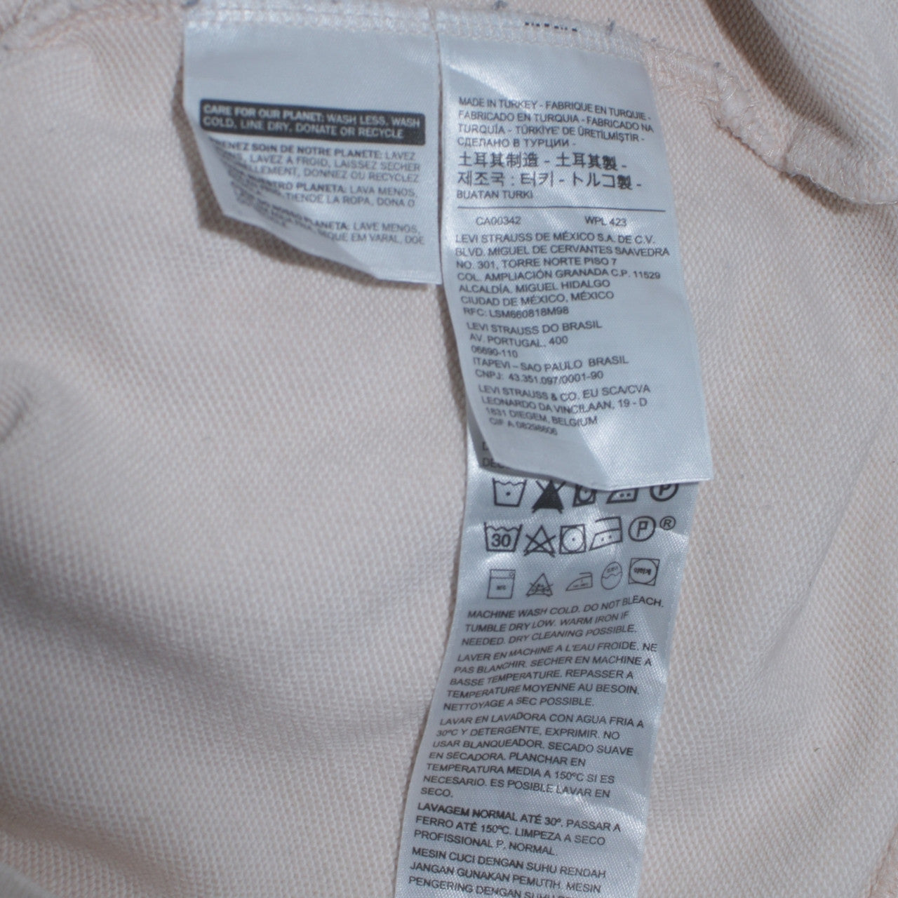 Levi's Women's White Cotton Crew Neck Pullover Sweatshirt M