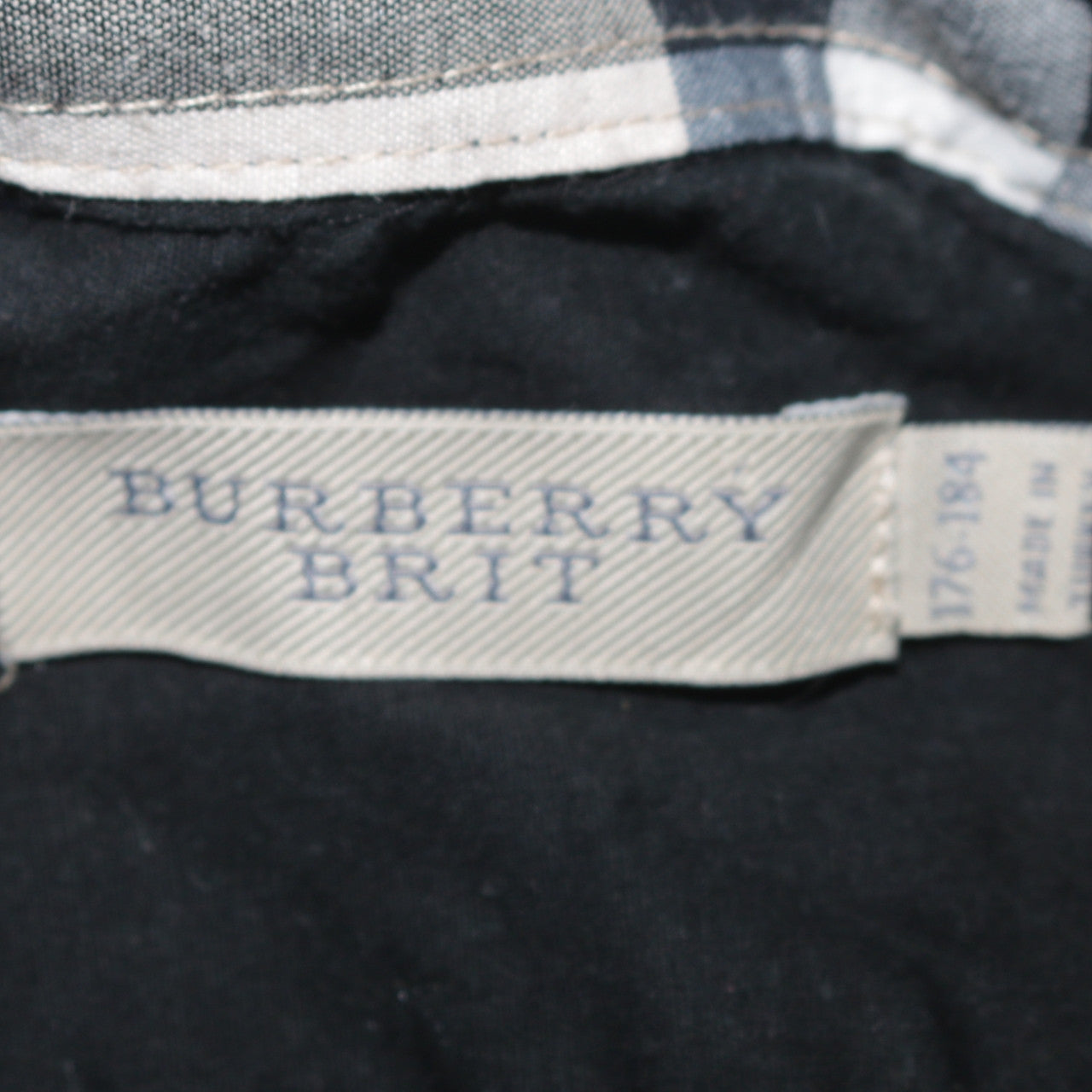 Burberry Boys Black Cotton Button-Up Shirt Size 176 Long Sleeve Classic Style