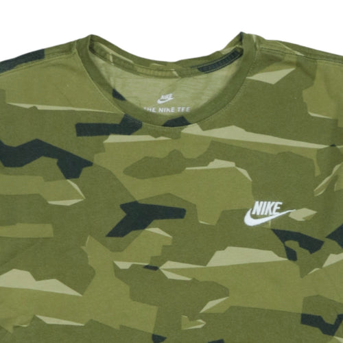 Nike Men's Green Camouflage Athletic Fit Crew Neck T-Shirt M