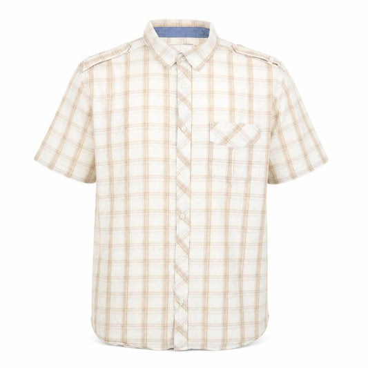 Front view of Wrangler Men’s Beige Plaid Short Sleeve 2XL Button-Up Cotton Shirt