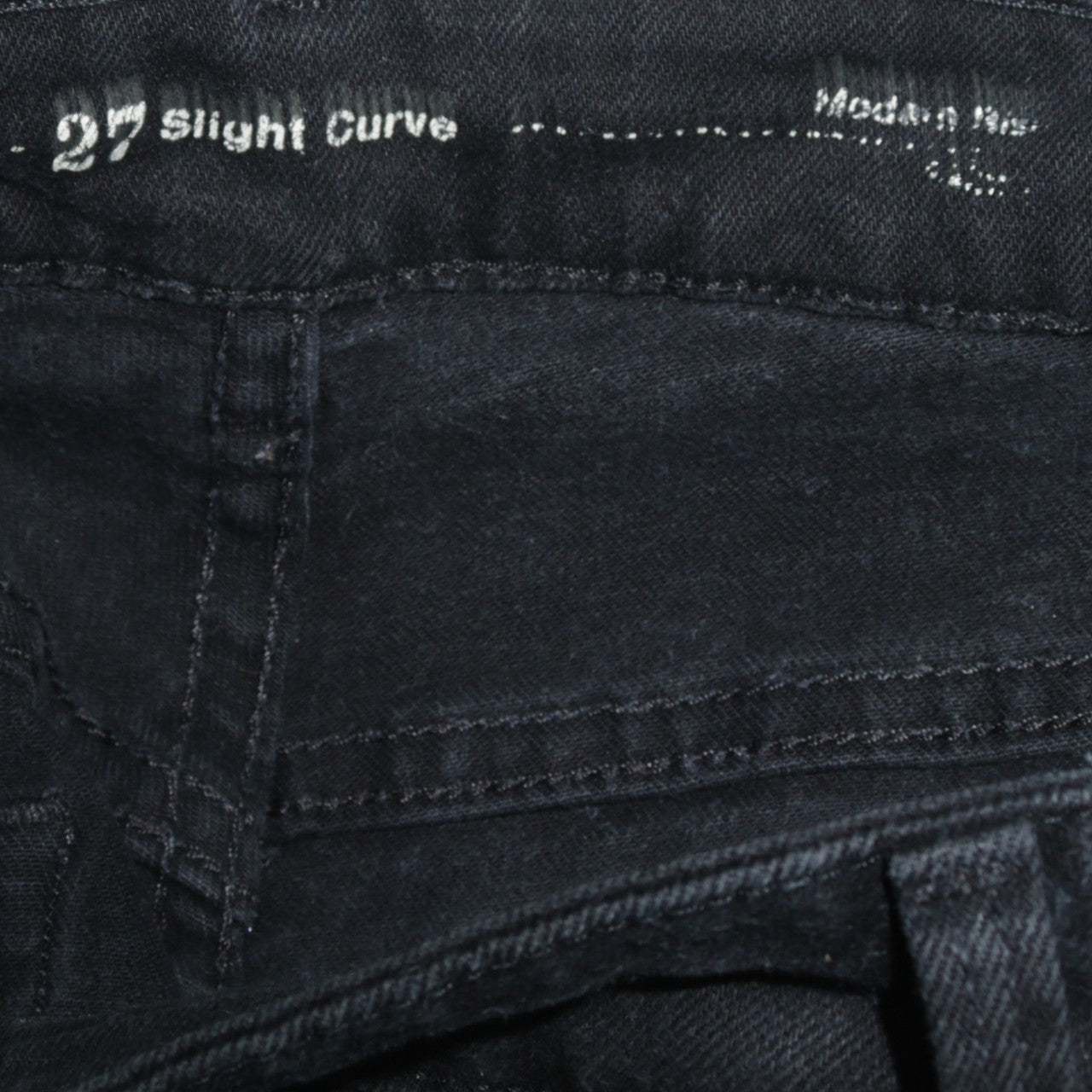 Levi's Women's Black Skinny Jeans Size 27 Mid Rise Stretch Denim