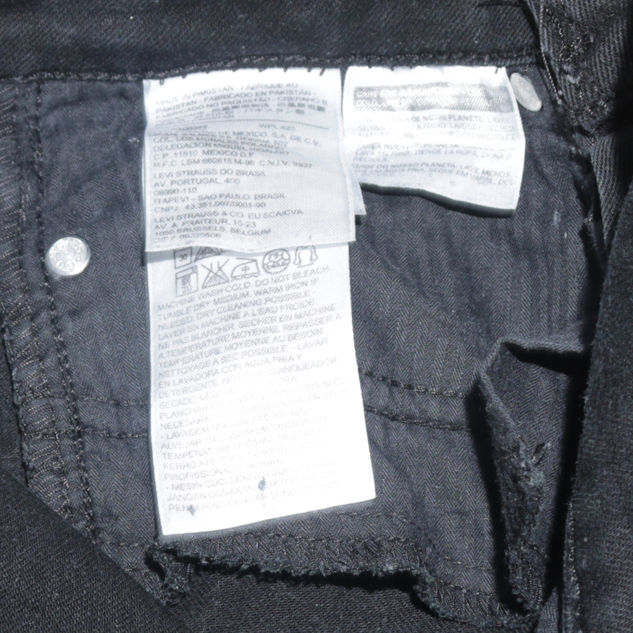 Levi's Women's Black Skinny Jeans Size 27 Mid Rise Stretch Denim