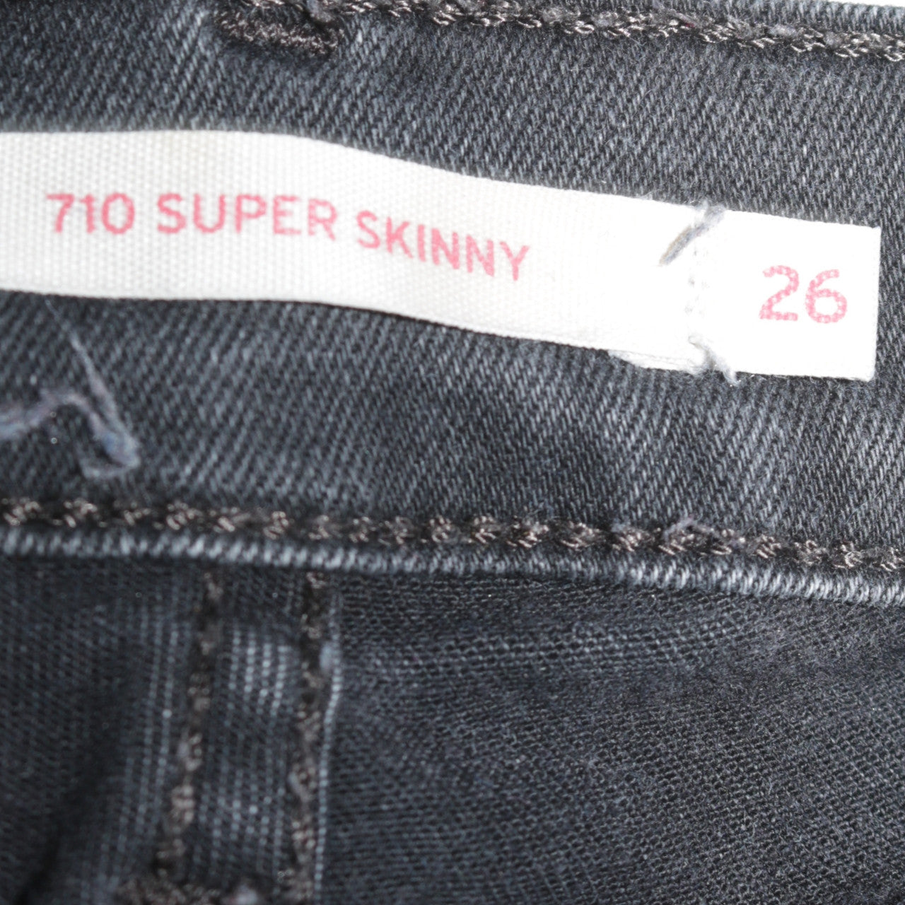 Levi's Women's 710 Super Skinny Black Jeans Size 26 Slim Fit
