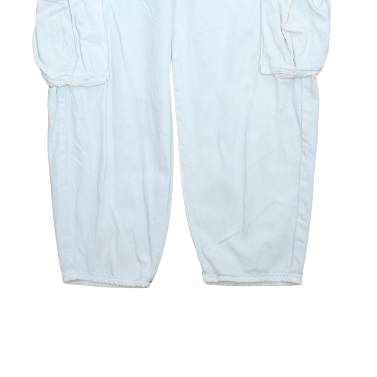 Levi's Women's Light Blue Cargo Jeans Size 31 Relaxed Fit