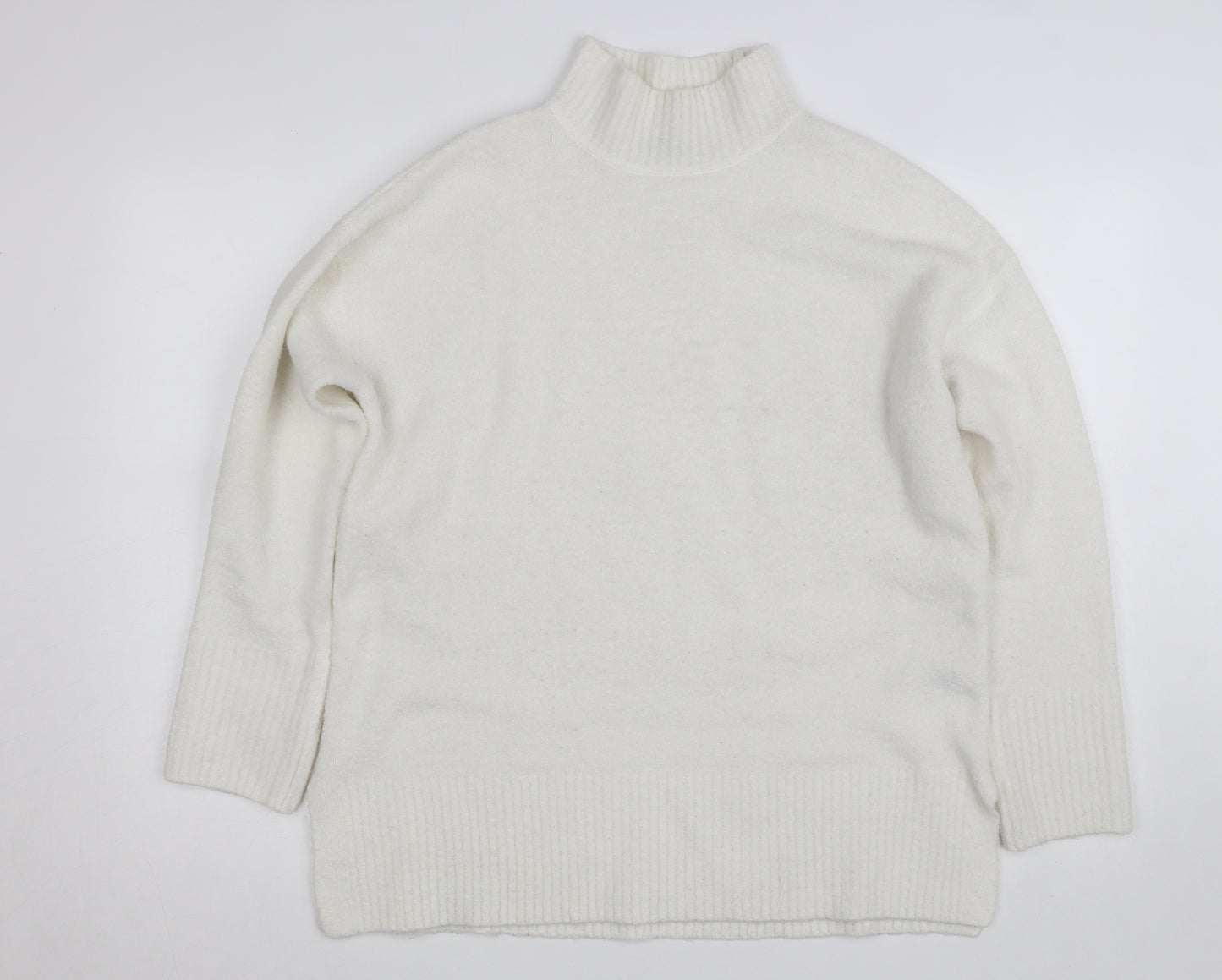 Dunnes Stores Women’s White Roll Neck Knit Jumper Size S