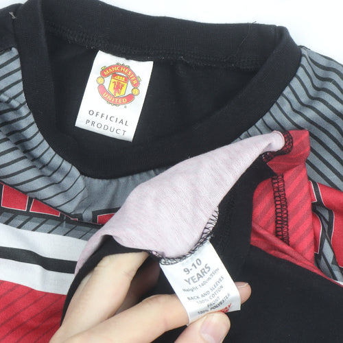 Manchester United Boys Red Long Sleeve Football T-Shirt 9-10 Years