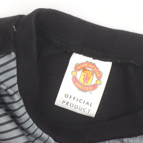 Manchester United Boys Red Long Sleeve Football T-Shirt 9-10 Years