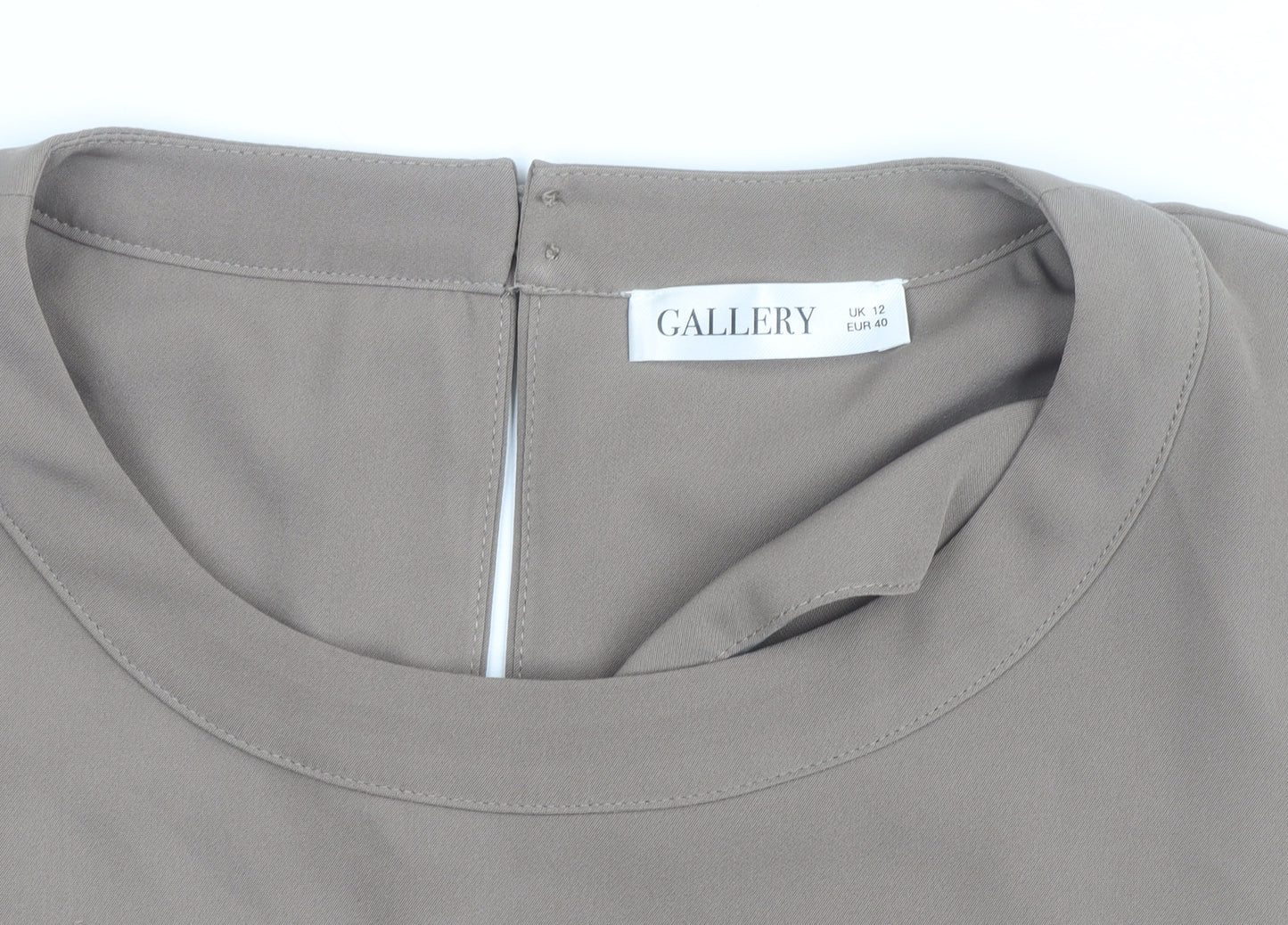 Gallery Women's Beige Sleeveless Crew Neck Blouse Size 12