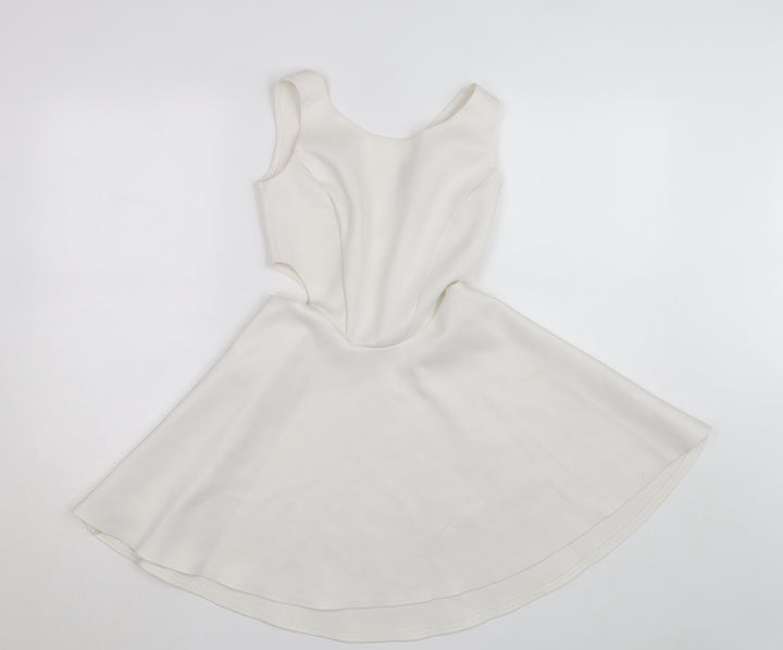 Boohoo Women White Size 10 Sleeveless Skater Dress