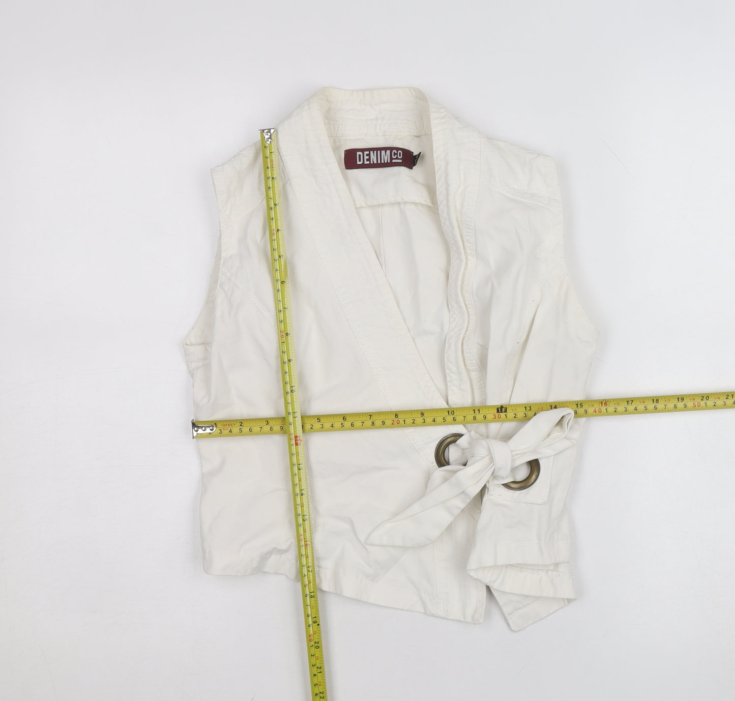 DENIM CO Women's White Wrap Blouse Size 8 Sleeveless Casual Top