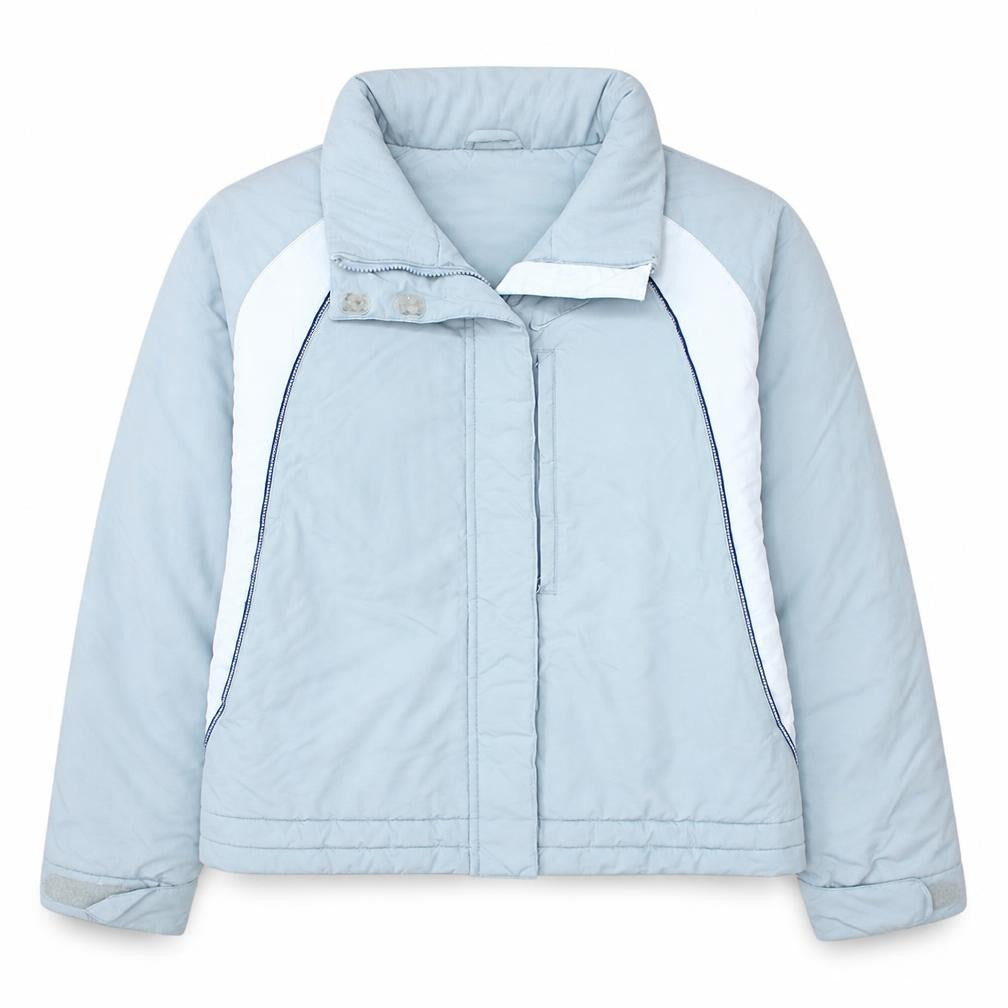 Front view of Nike Women's Blue Puffer Jacket Medium Winter Water Resistant